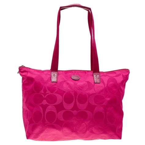 coach large weekender tote bag.